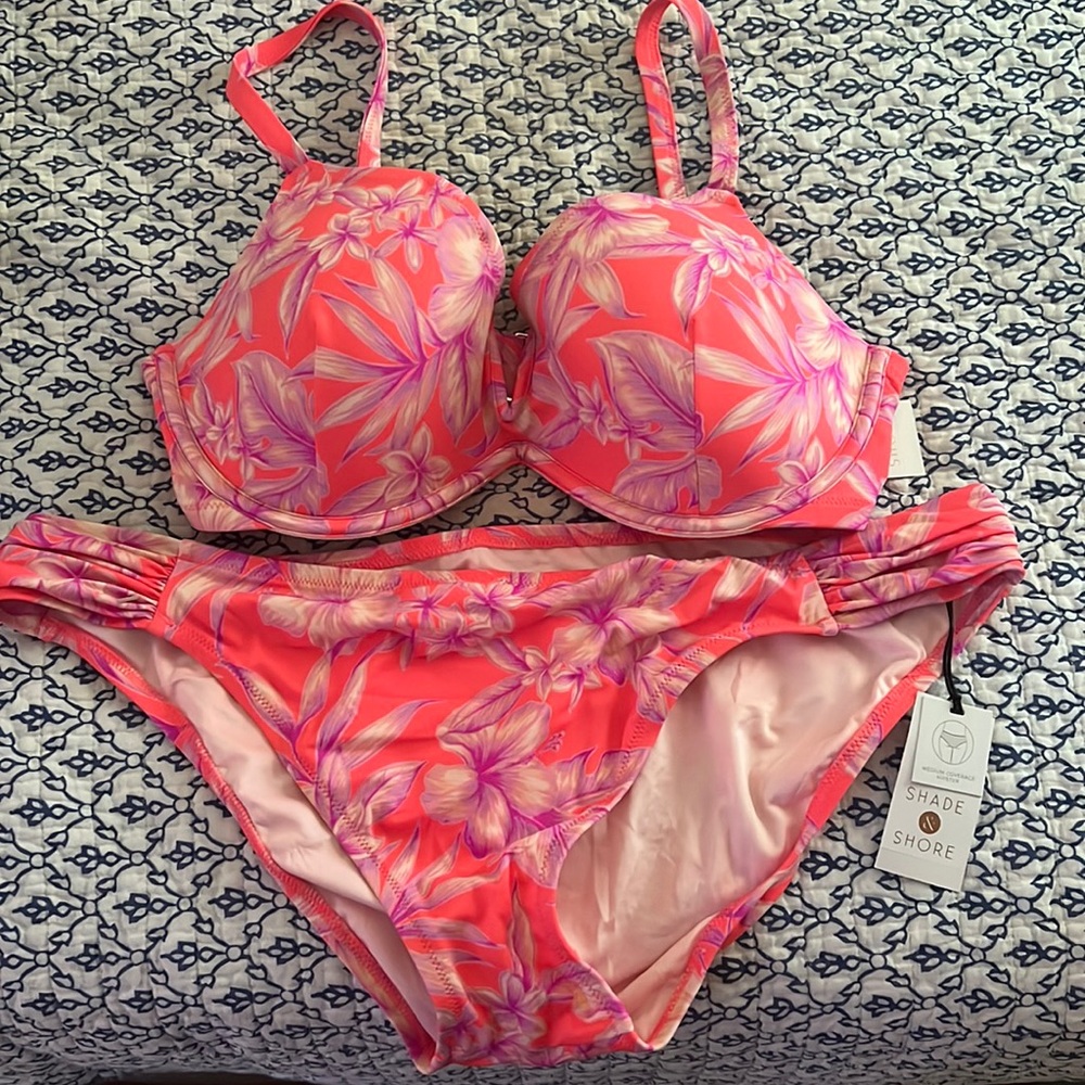 NWT Shade and Shore Bathing Suit